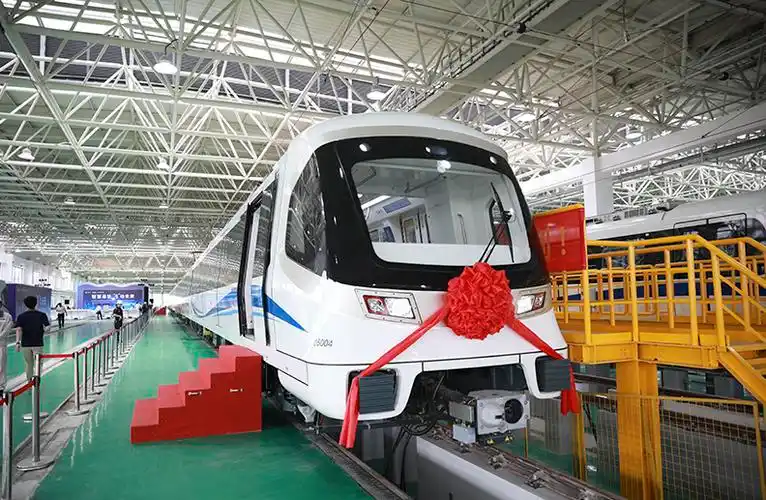 全省首列全自动运行列车宁波地铁5号线车辆亮相