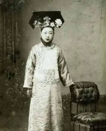 即 a target="_blank" href="/item/固伦和孝公主">固伦和孝公主 /a>