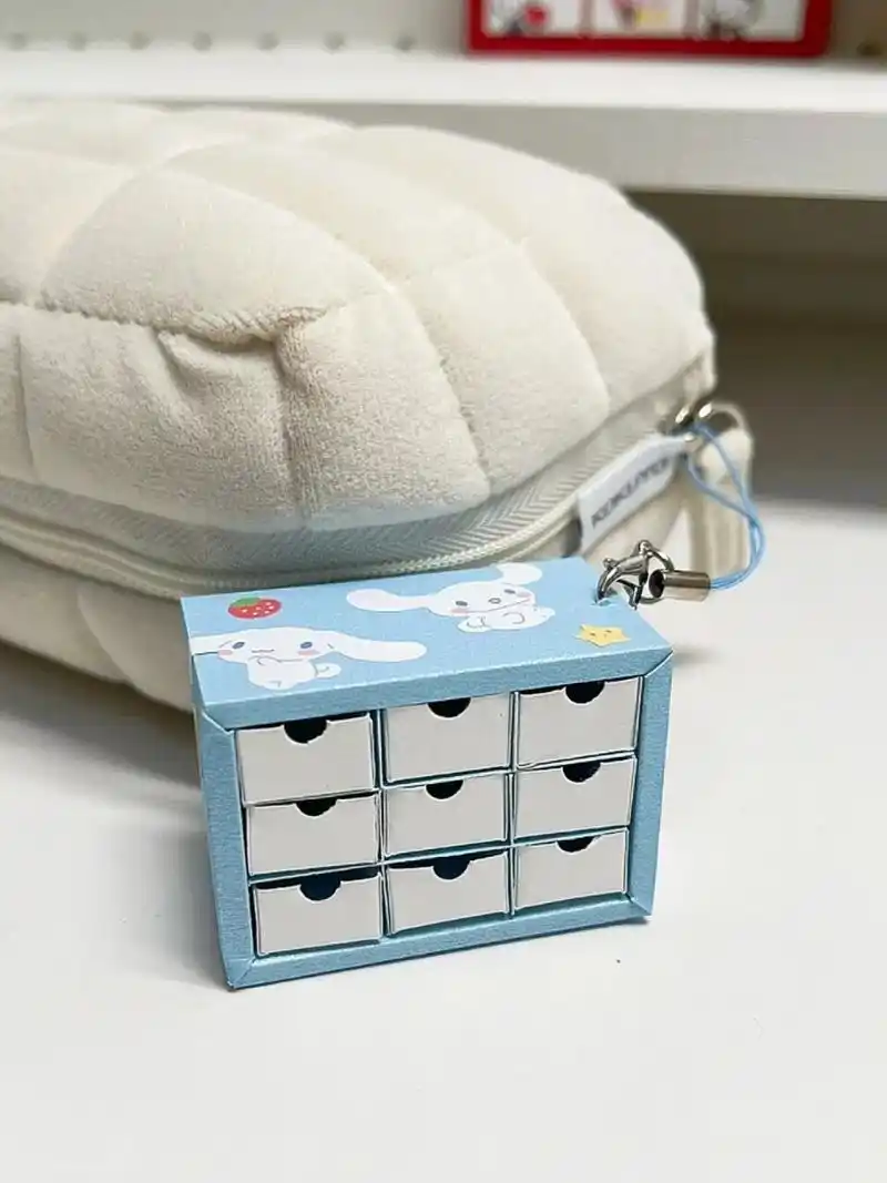 折纸自制三丽鸥九宫格[尺寸图来啦] 红色用的是180克卡纸 越小卡纸越