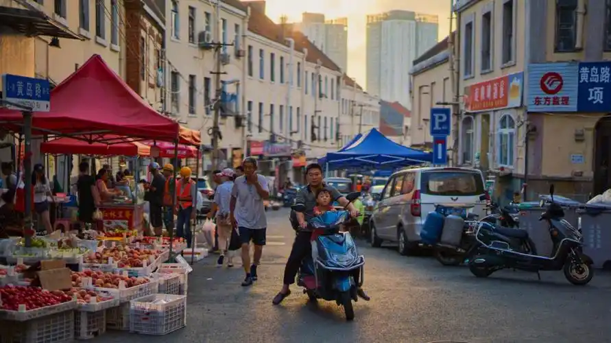 青岛扫街黄岛路很有生活气息的老街