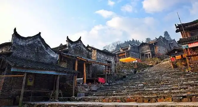 千年瑶寨瑶族的独特魅力