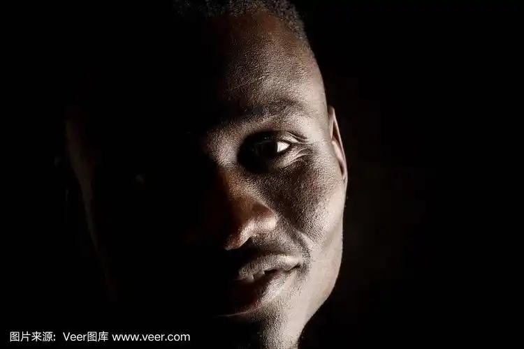 一个非洲人的黑色肖像