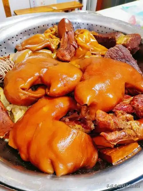 卤猪头肉的做法如何卤猪头吃起来才不油腻