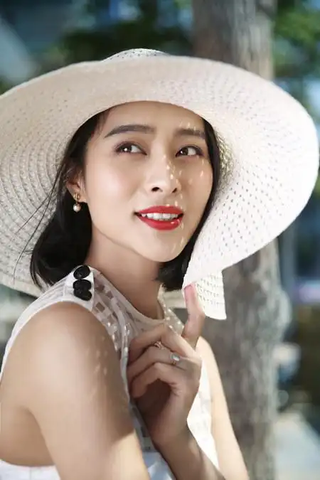 程琤出席《女兵突击》发布会 女特种兵强势来袭