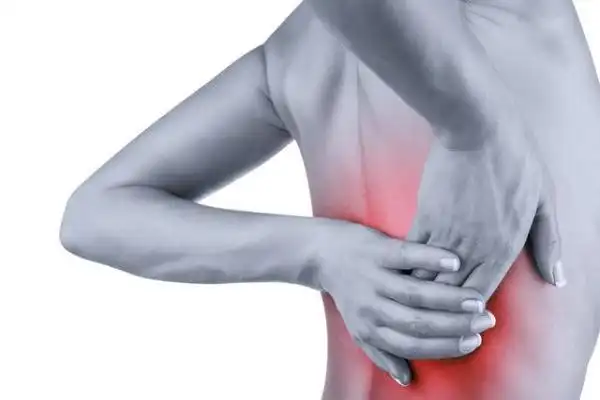 小家碧玉!后背疼痛要警惕的三种病"兴致勃勃"-第1张图片-贺发网