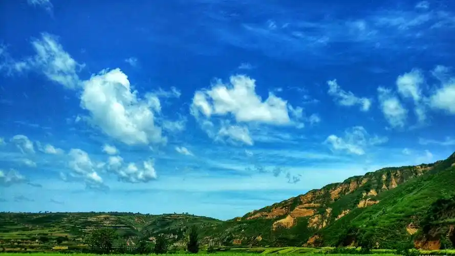 最美的蓝天在乡下,不在城里,网友:可以当壁纸