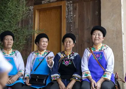 落夯村仡佬族吃新节随手拍