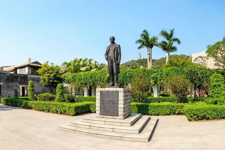 图为梁启超故居.