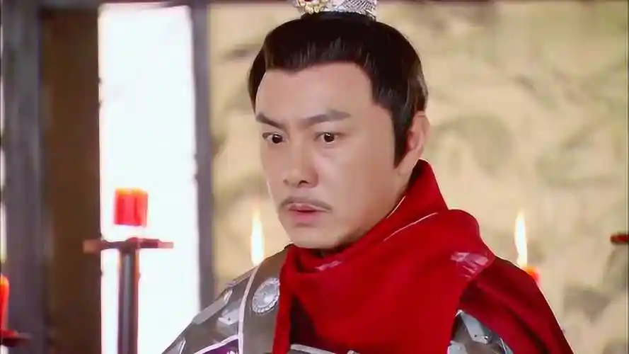 隋唐英雄薛夫人听到丁山被困急的不行,程咬金还在编故事