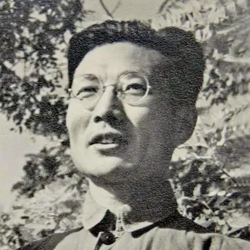 时任元宝村土改工作队副队长,作家周立波(资料照片).