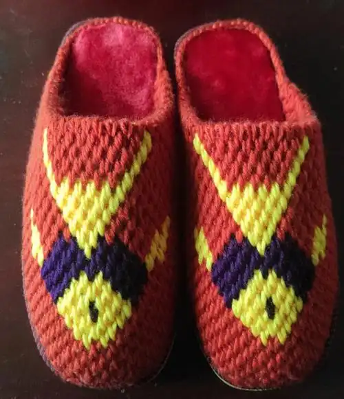 老妈钩的纯手工毛拖