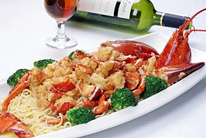 芝士伊面焗波士顿龙虾