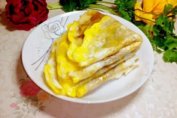 烙饼摊鸡蛋的精选做法