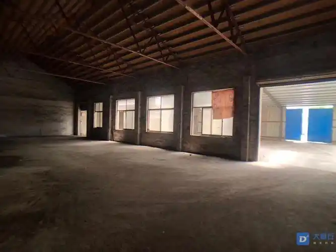 地面硬化水电齐全.出