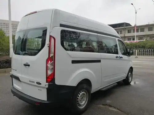 【南昌】未上牌 江铃福特全顺6座自动商务版 手自一体