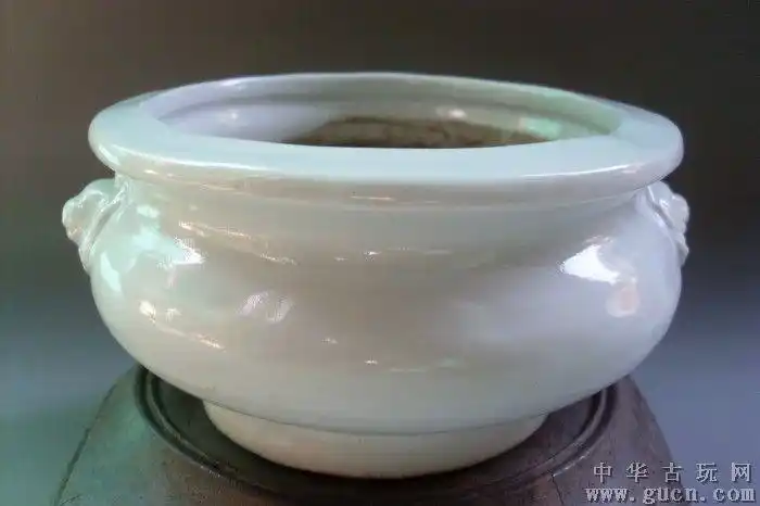 明代德化窑兽耳大香炉