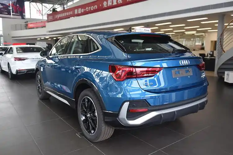 奥迪最新潮suv来了,2种动力5款车型,这么选准没错!