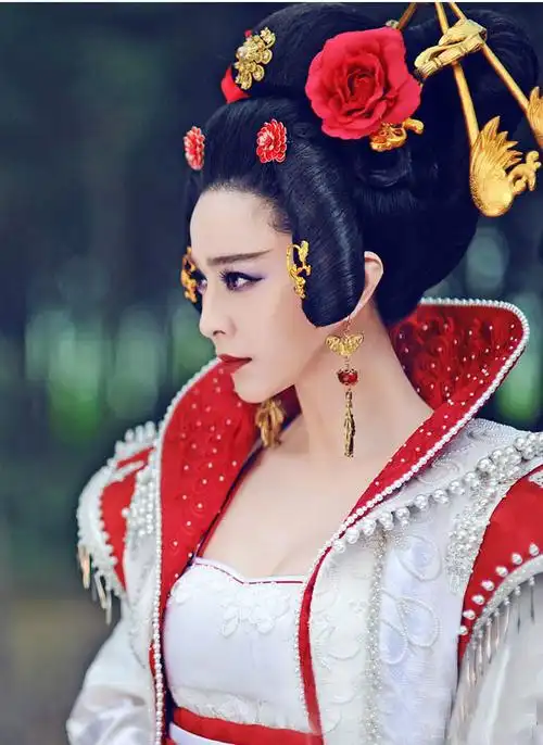 范冰冰 饰 武媚娘