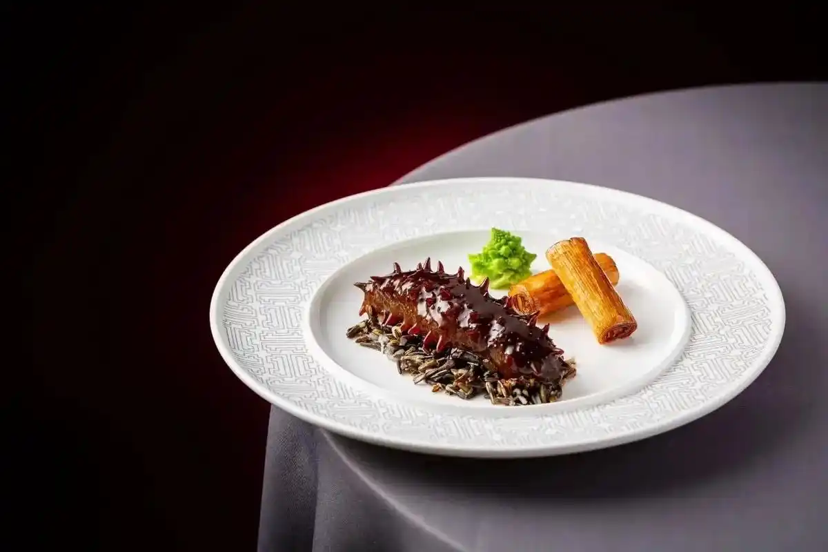 今日分享葱烧海参:大葱400克,高汤2斤,小香葱200克,大 - 抖音