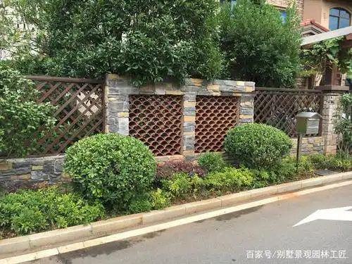 别墅庭院 中式 日式 欧式 美式 综合式 百变的镂空景观墙