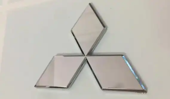 菱形标志的车是什么车,有三种汽车品牌(三菱/雷诺/宝沃) — 车标大全