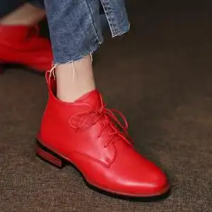 新款秋冬红色皮鞋女真皮系带绑带马丁靴圆头平底短靴女靴短筒大码