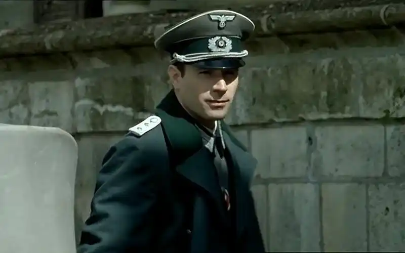 沉静如海德国军官与法国少女troubleimin二战时期的爱情