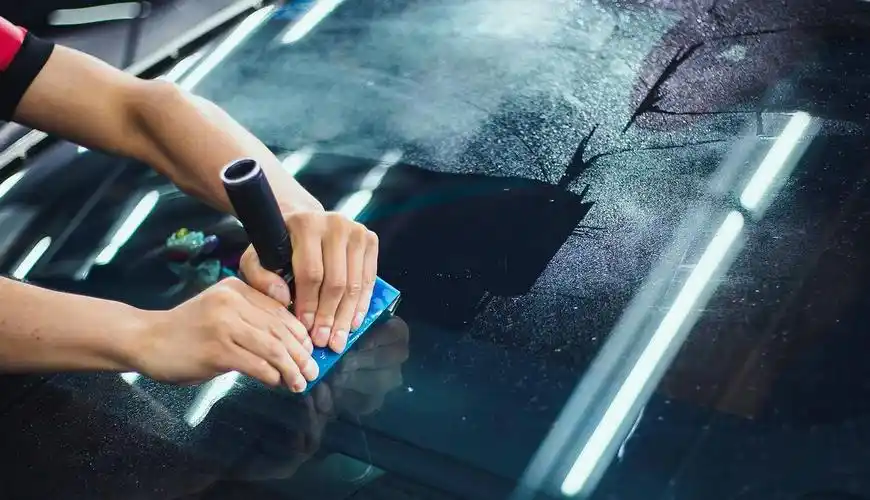 关于汽车玻璃膜外贴和内贴让你分不清