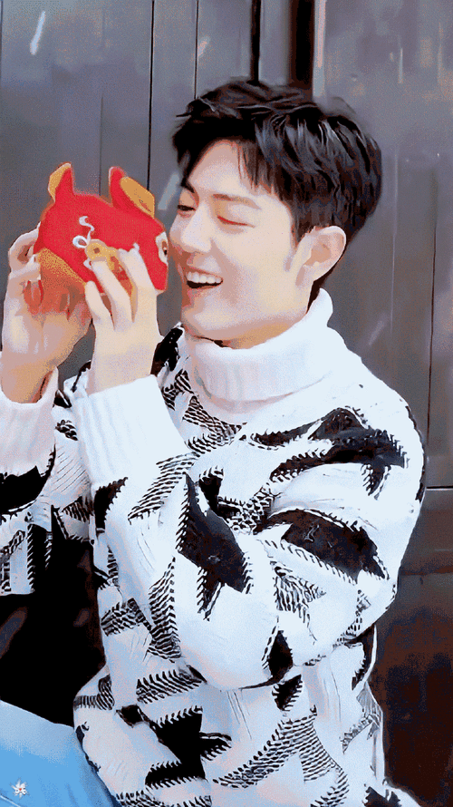 战是不怕冷的南方人#漫天晶莹的雪花,一座整洁古朴的小院,红红的灯笼