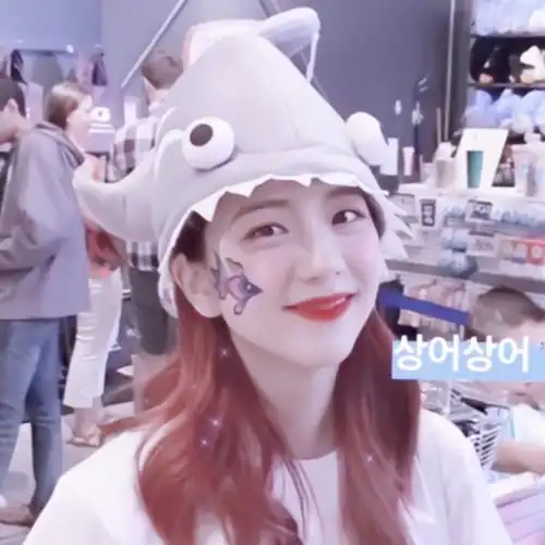 jisoojenniecr小黄君