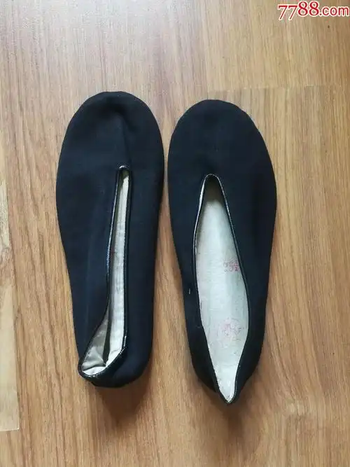 老式皮趟底圆口鞋