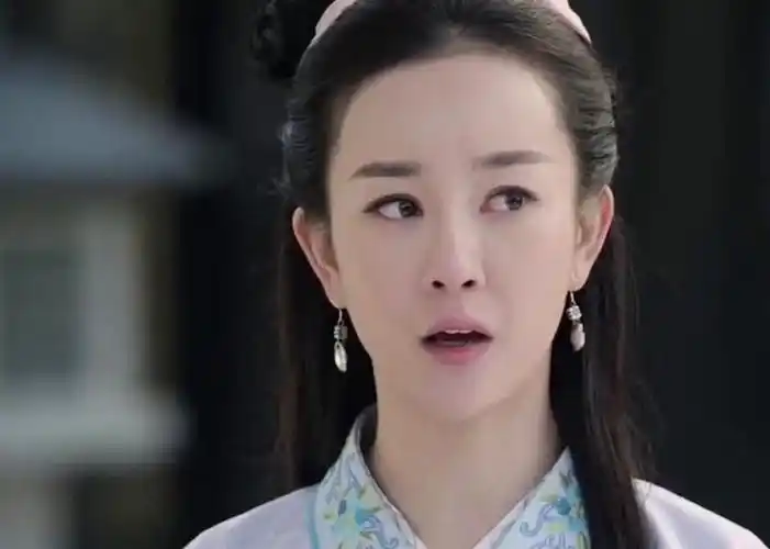 开封府:雨柔抓贼的耐心真是强,在同一个地方晃悠三天才抓住