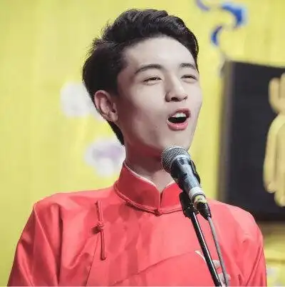 秦霄贤滤镜头像