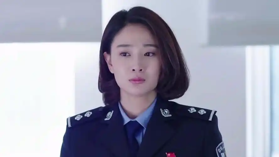 《警花与警犬》,侯梦莎电视剧是《铁核桃》,《我是特种兵之利刃出鞘》