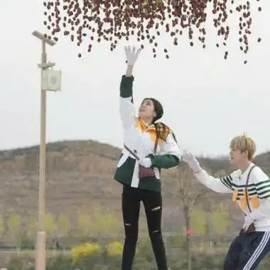 鹿晗迪丽热巴cp头像情侣图片大全