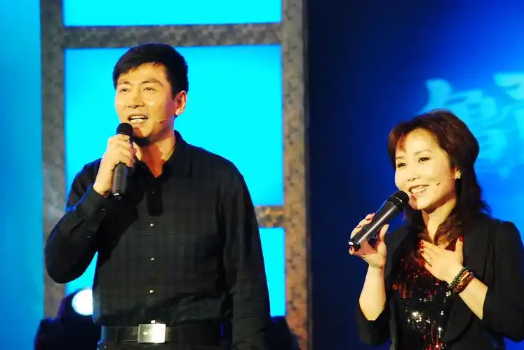 著名演员陆剑民撮合离异父母复婚妻子是著名歌唱家胡月