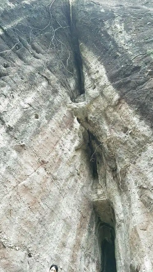 大容县风景.阳阴石