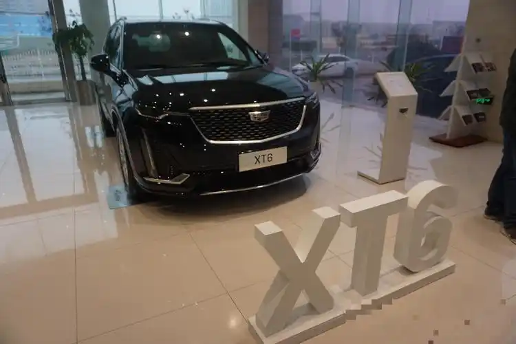 2021款凯迪拉克xt6到店曜黑配色十分大气20t四缸9at动力强