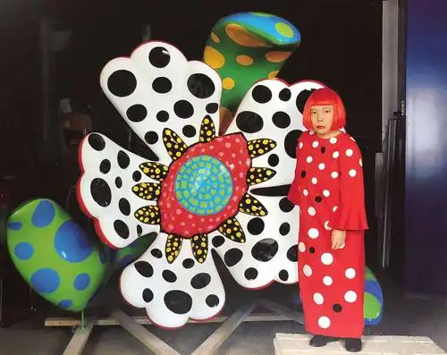 走进艺术家——草间弥生