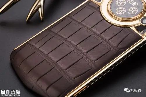 8848钛金手机m4鳄鱼皮版首发开箱:据说只有1‰的人才能懂