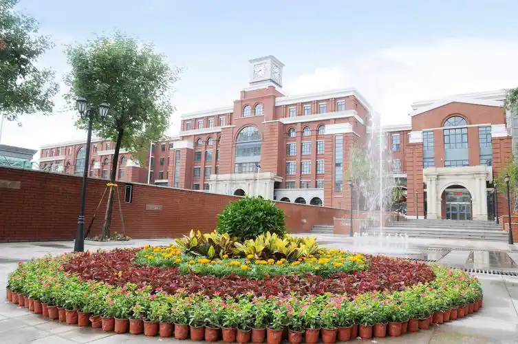 太原市育英中学2019年体育艺术特长生招生简章