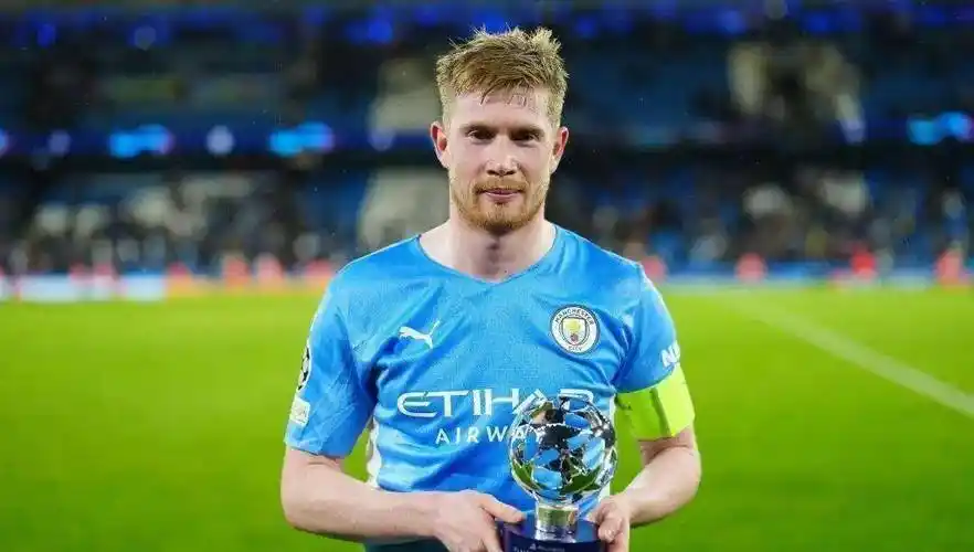 2022世界杯十佳球员之旅-德布劳内,逆境中崛起的英雄_曼城_本赛季