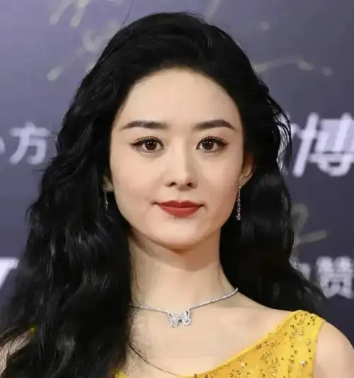 无修图面部特写,和精修图对比,谁是真美人一目了然_脸型_皮肤_瓜子脸