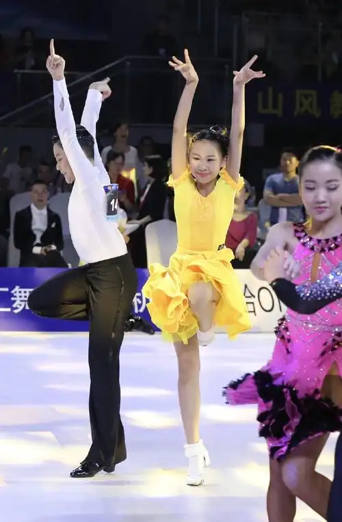 小星百科张可女少年拉丁舞冠军cbdf国少队成员