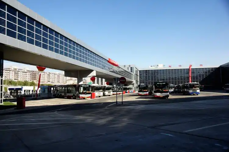 "四惠交通枢纽"开通一瞥.