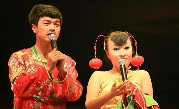 娶19岁金玲拒绝拜师赵本山认网红当干爹孙小宝经历了什么