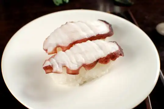 八爪鱼寿司
