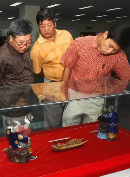 此次展览由西安晚报社和中国古代性文化博