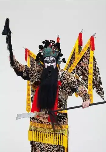 下图为京剧角色程咬金的扮相 下图为京剧角色张飞的扮相 下图为京剧