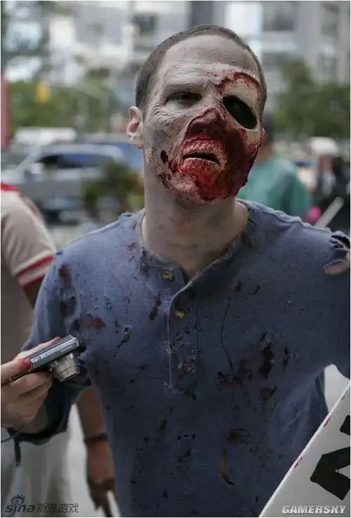 国外街头僵尸cos大赏|游民星空